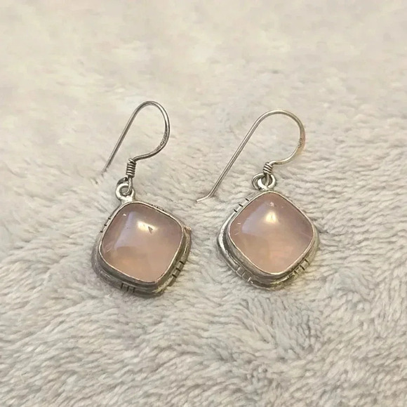 Jewelry - #440 Vintage silver tone earring